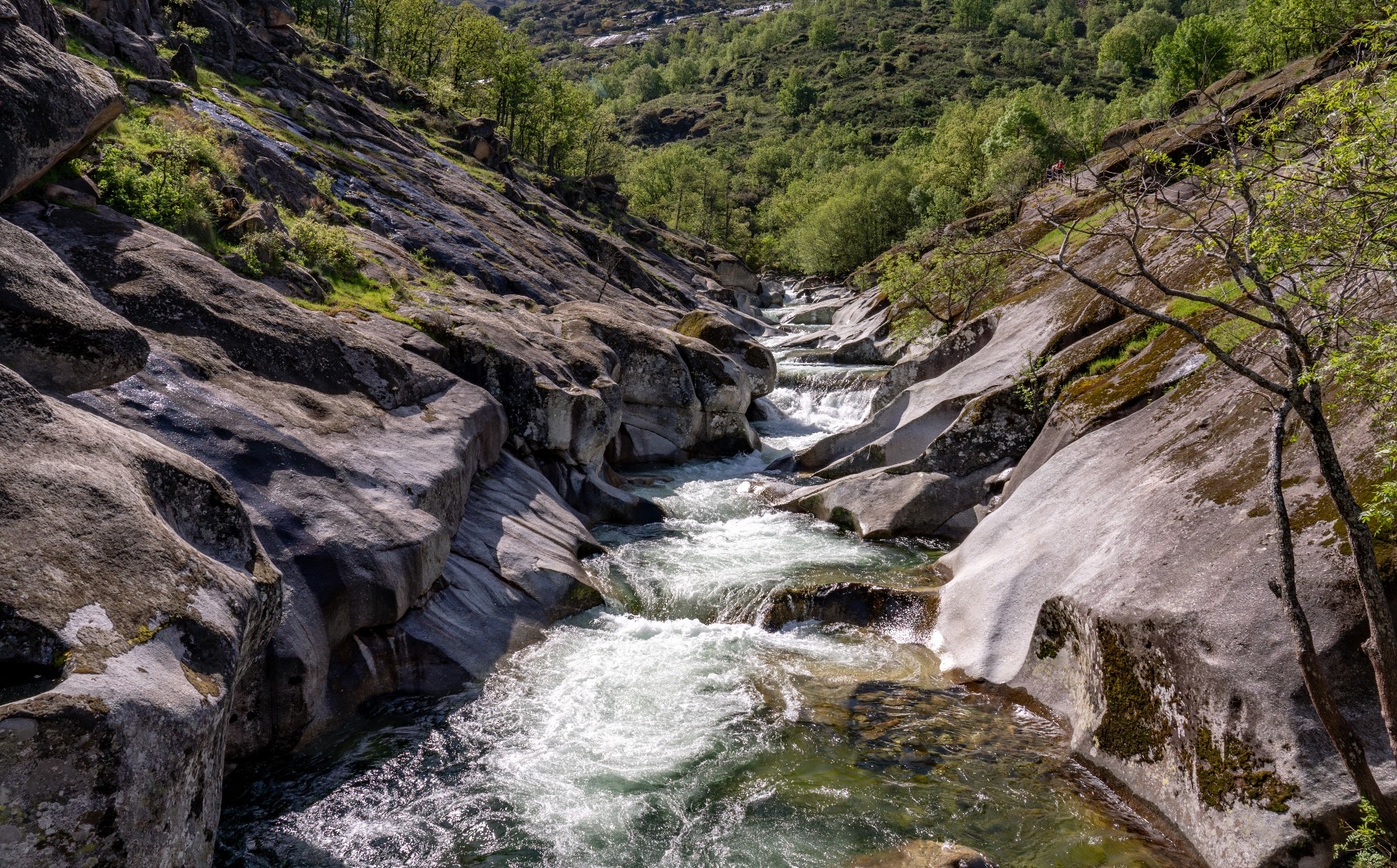 Los pilones, con bastante agua en primavera