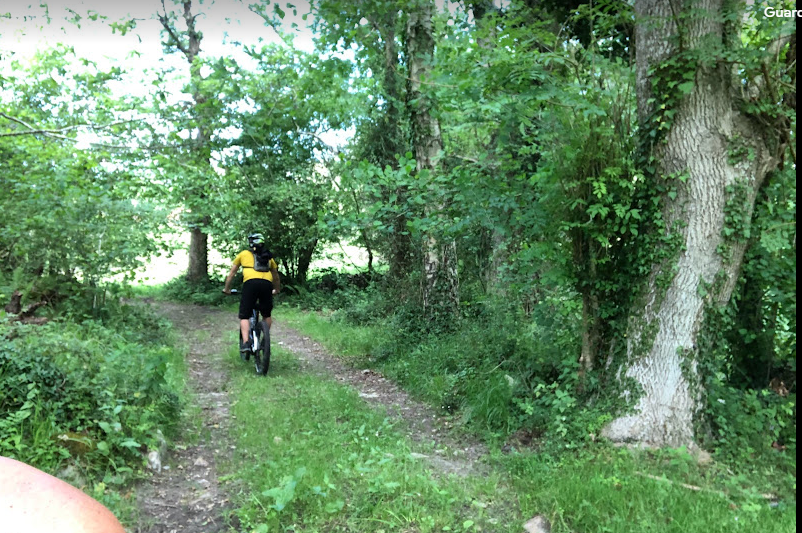 Imagen de &iexcl;Visitas guiada en Bicicleta el&eacute;ctrica (e-bike) por lugares &uacute;nicos de Llanes!