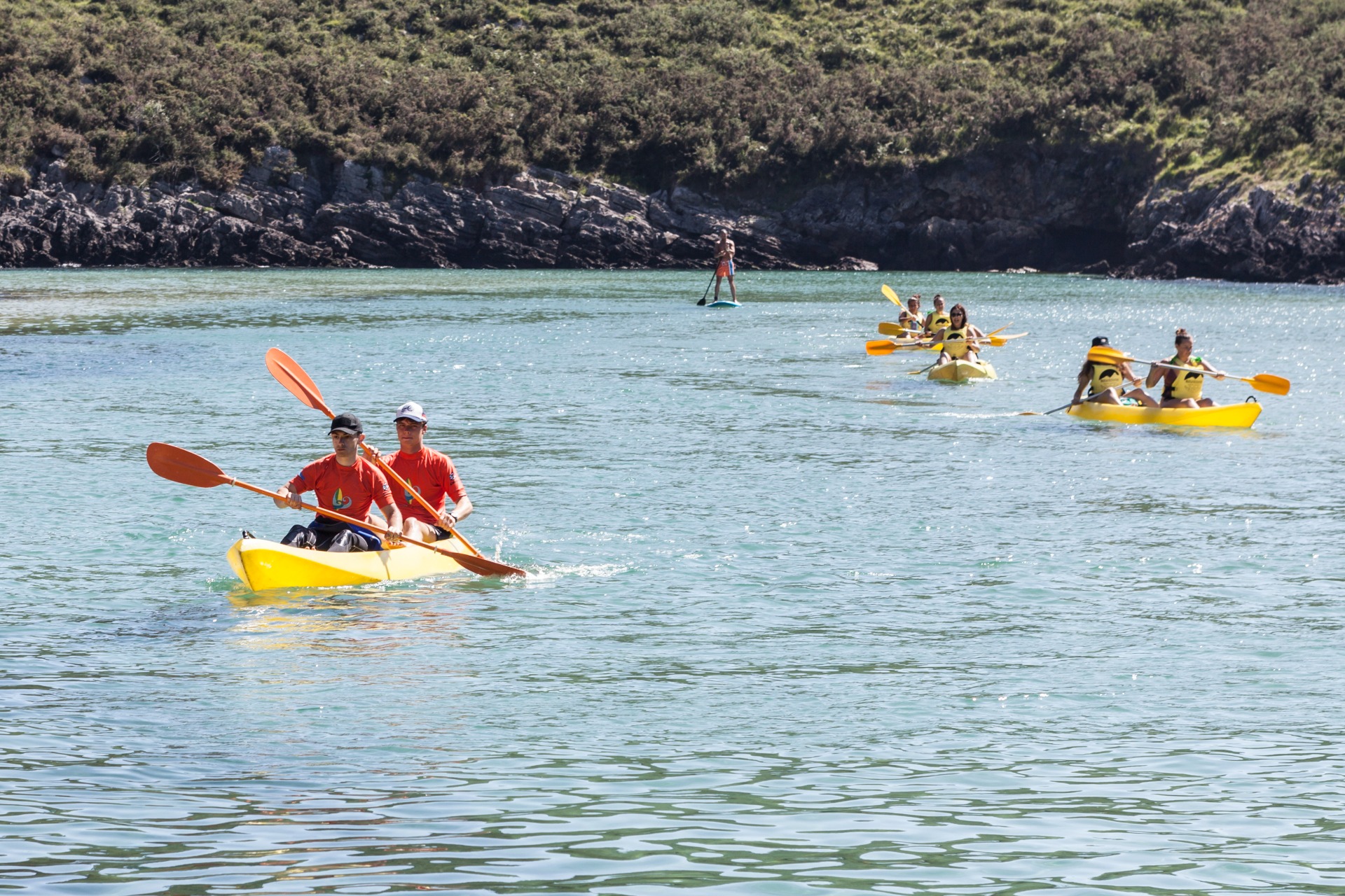 Imagen de   Tour en kayak de mar por acantilados y playas v&iacute;rgenes de Llanes