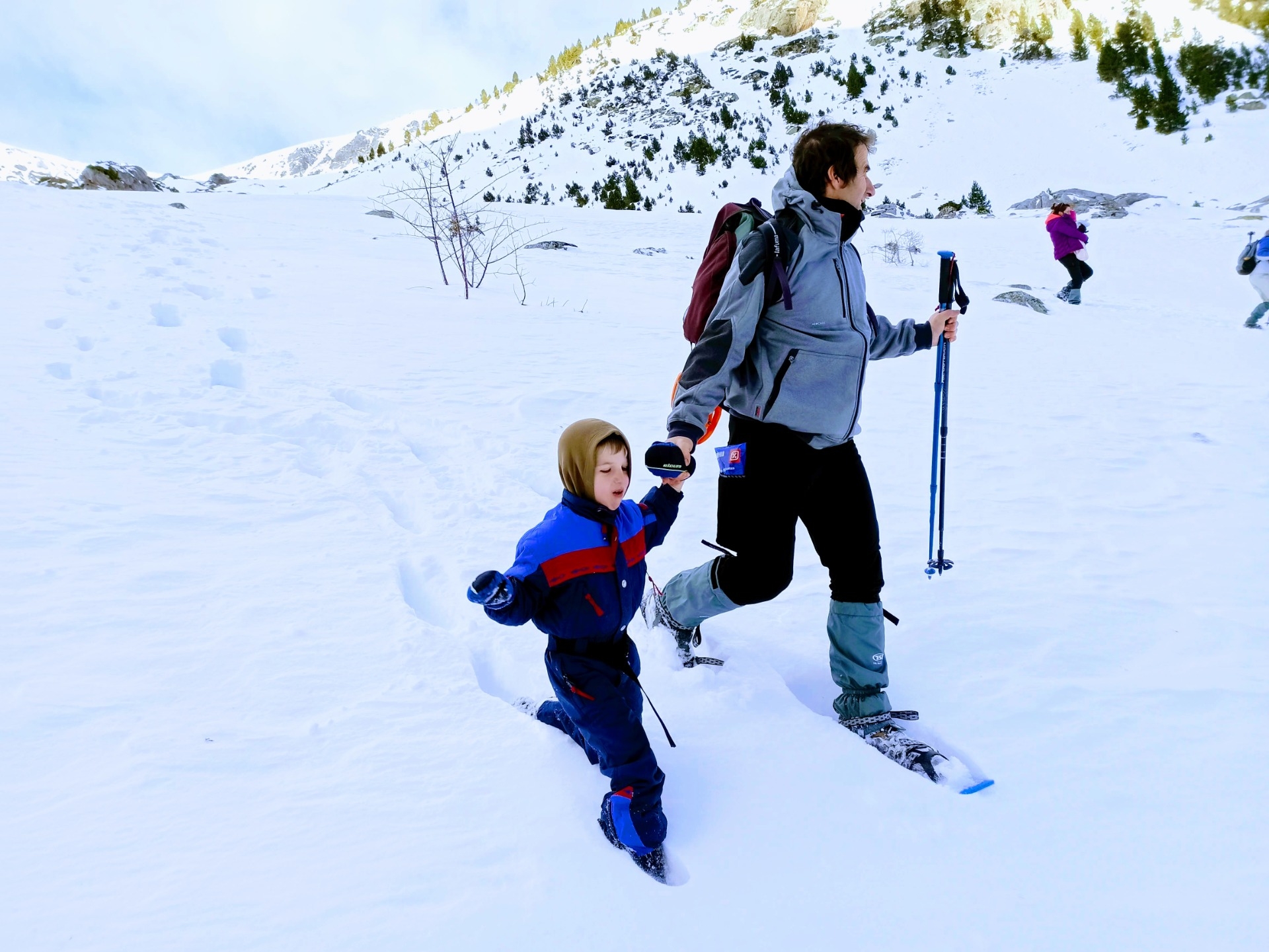 Imagen de Excursión con raquetas de nieve por Ordesa