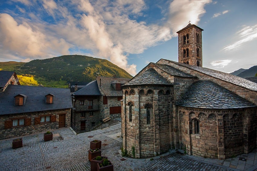 Imagen de Visita guiada Románico: 3 iglesias (1/2 día)