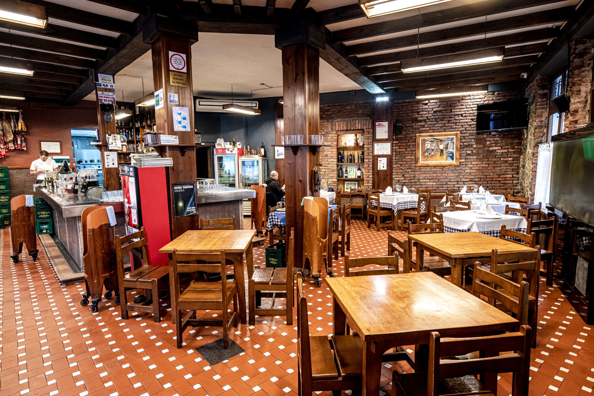 Imagen de SIDRER&Iacute;A LA POMAR