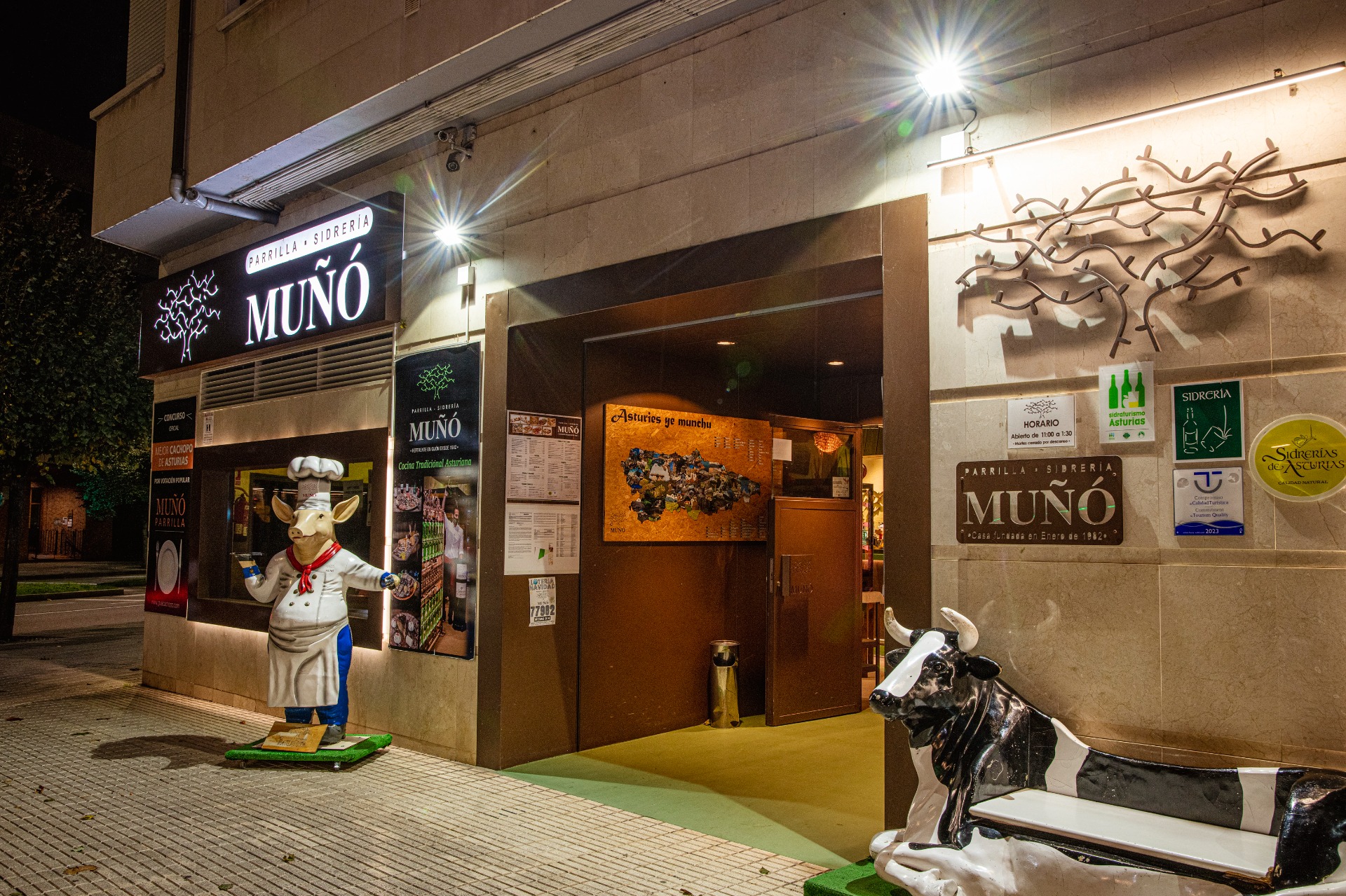 Imagen de SIDRER&Iacute;A PARRILLA MU&Ntilde;&Oacute; PONIENTE