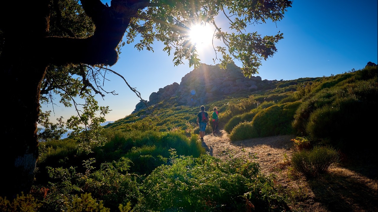 Hikers arriving at Peña Negra