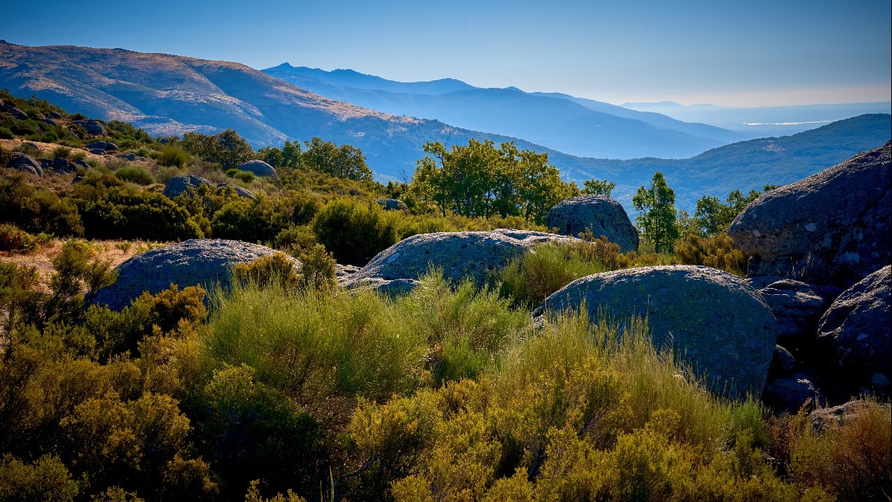 Views of La Vera, from an area near Peña Negra.