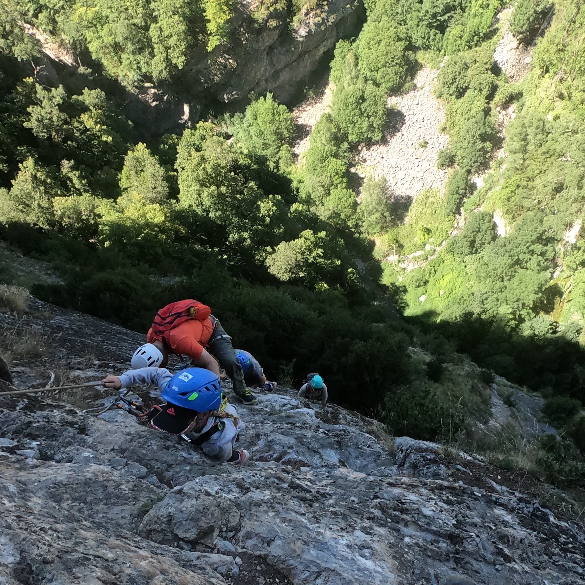 Imagen de V&iacute;a Ferrata del Escuacho en Escarrilla, Valle de Tena