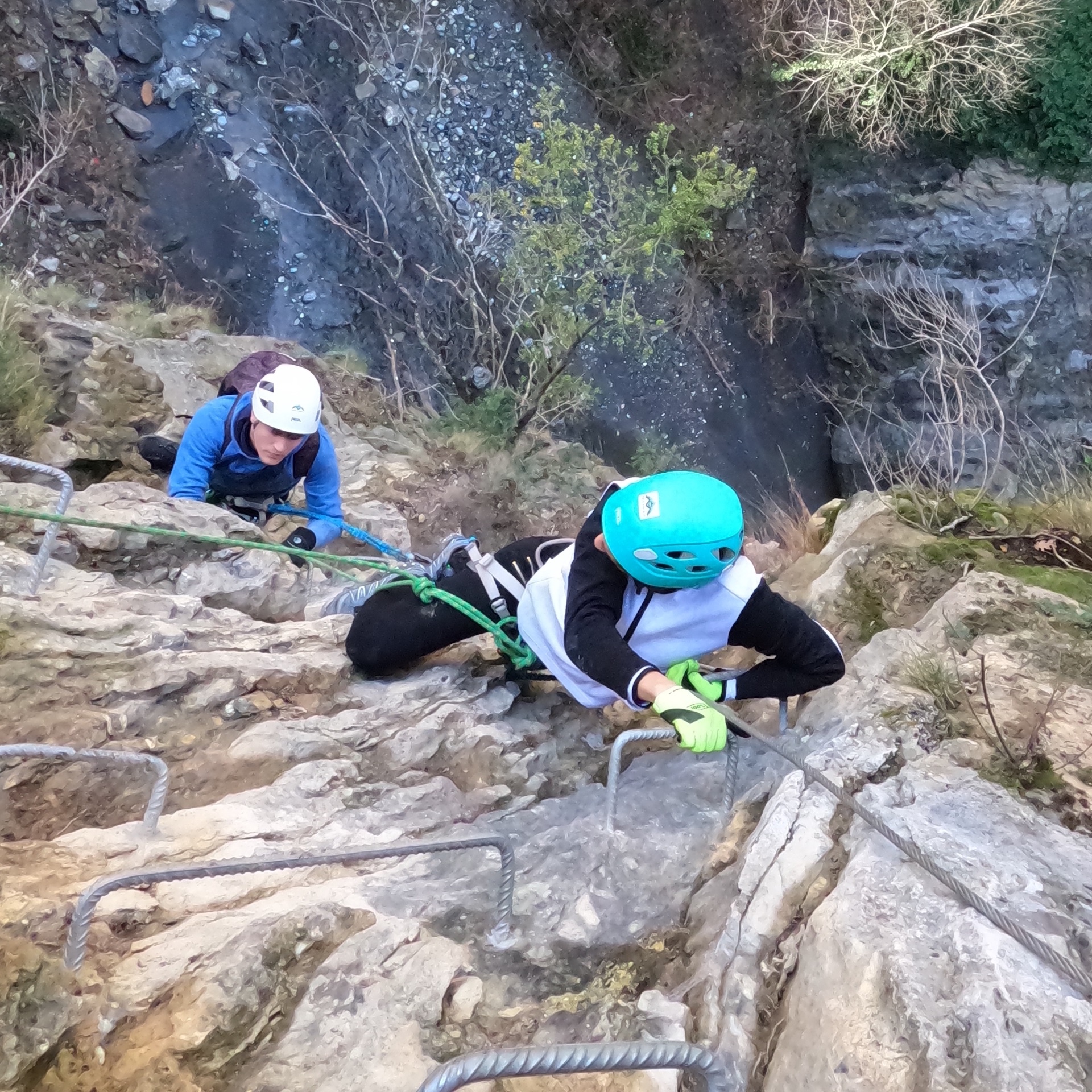 Imagen de V&iacute;a Ferrata del Escuacho en Escarrilla, Valle de Tena