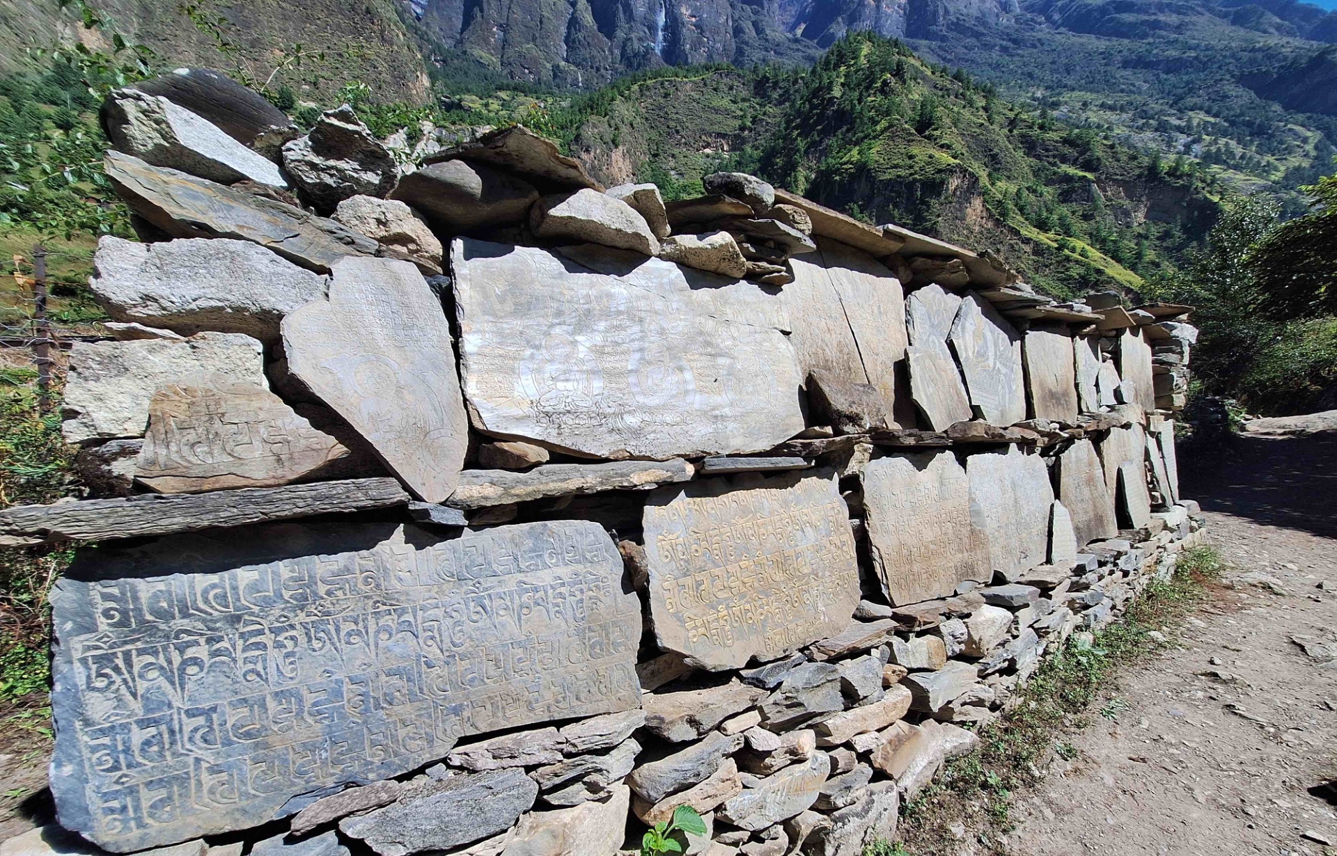 Imagen de Trekking del Manaslu Circuit en 14 d&iacute;as en Nepal