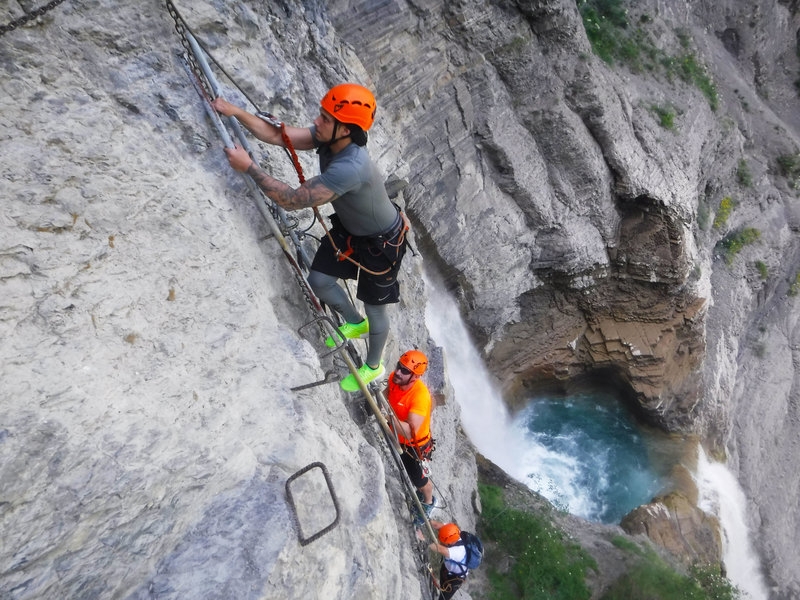 Imagen de Pack Barranquismo + Vía ferrata (1 día).