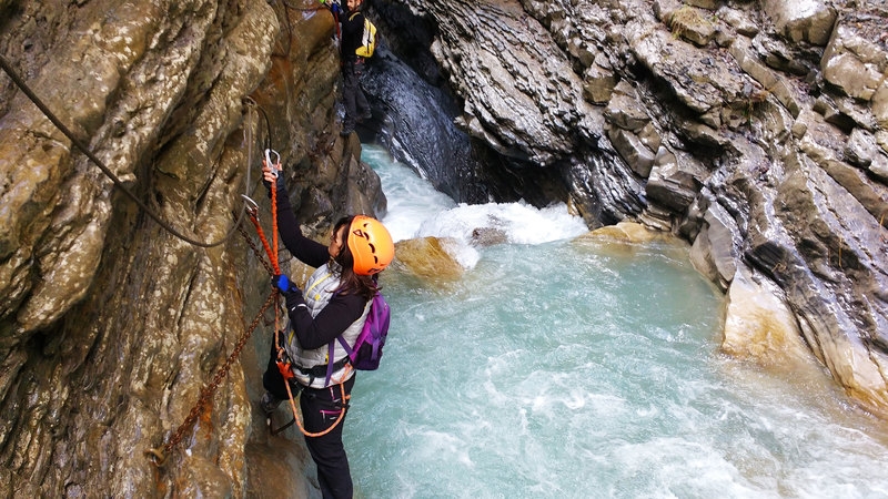 Imagen de Pack Barranquismo + Vía ferrata (1 día).