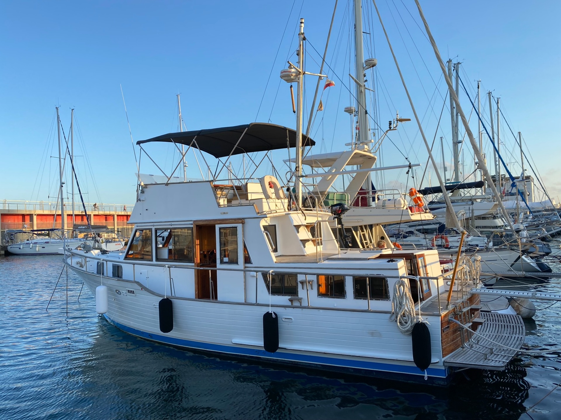 Enjoy the bay on a Menorcan boat (Belmondo)