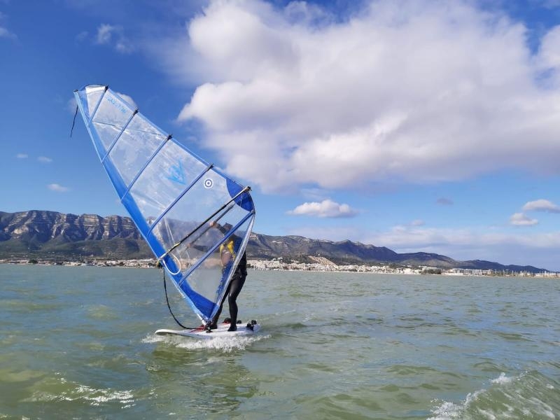 Curso de windsurf semanal 