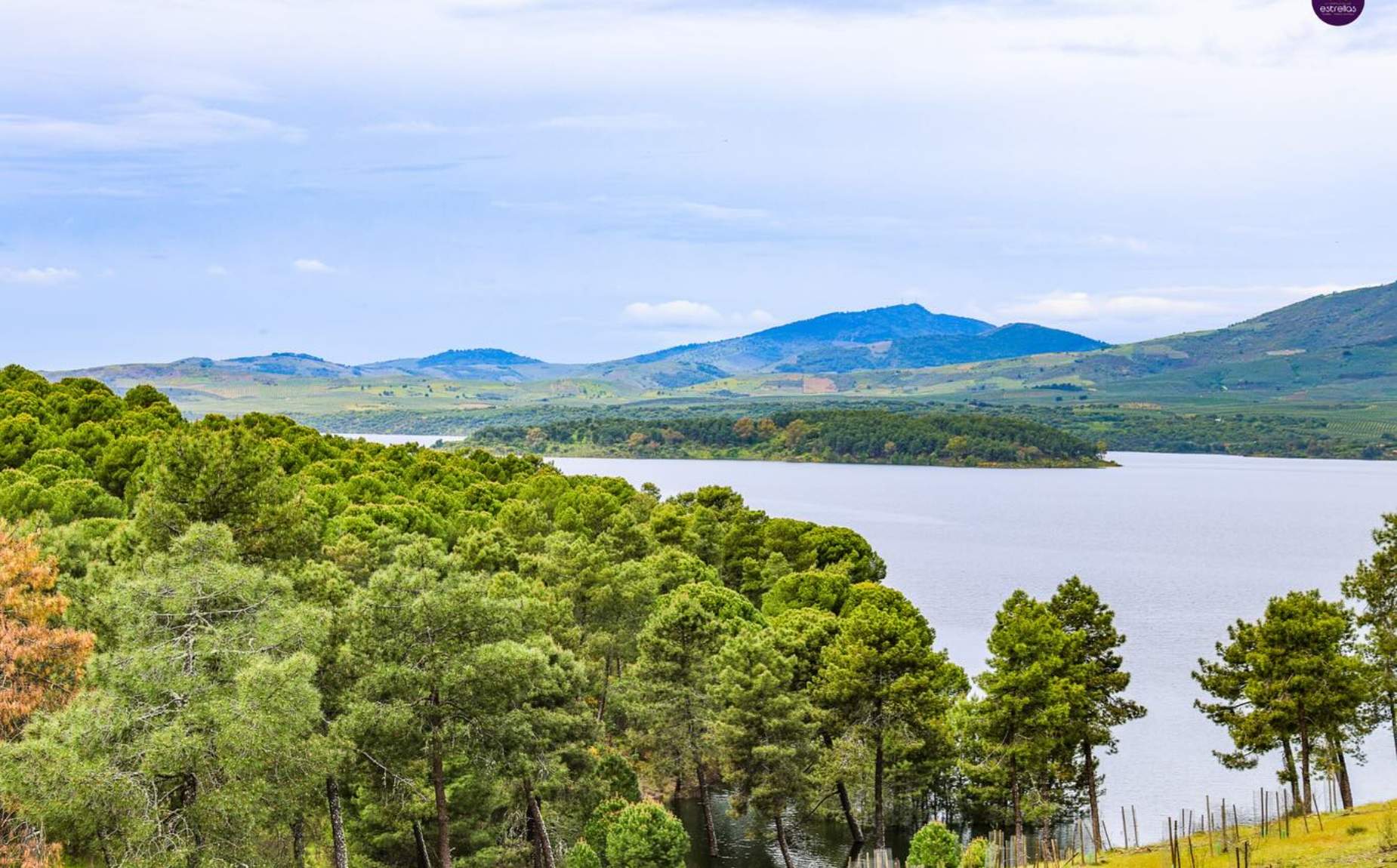 Gabriel y Galán Reservoir in Tierras de Granadilla