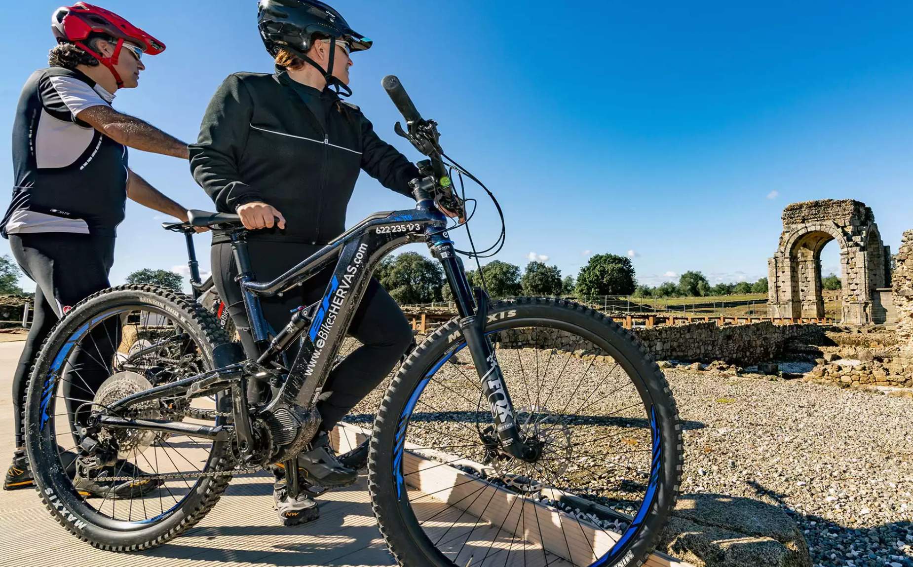 Celebra San Valent&iacute;n en Bicicleta en Herv&aacute;s